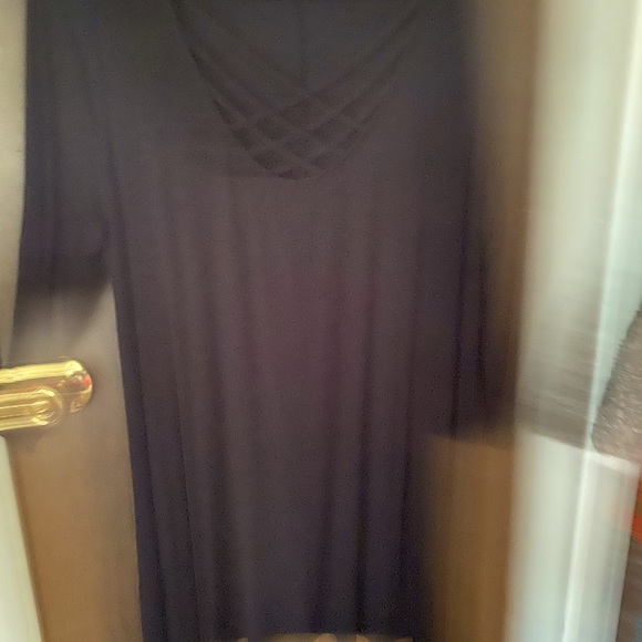 Tunics - Picture 3 of 4